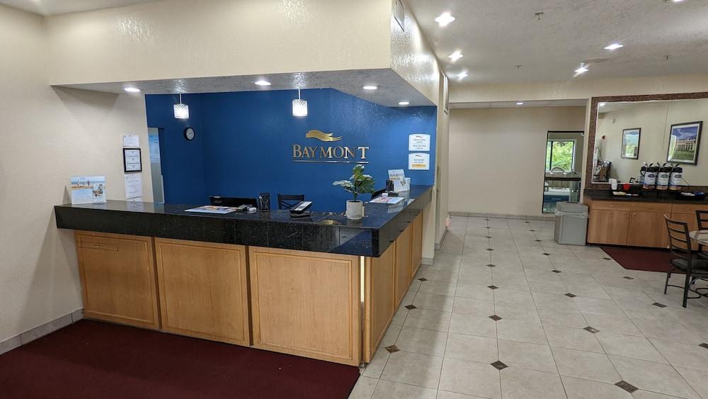 เบย์มอนต์ บาย วินด์แฮม ลอว์เรนซ์ Hotel ภายนอก รูปภาพ